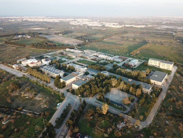 Riqualificazione ed ampliamento dell'impianto di illuminazione esterna presso il Campus di Valenzano e l'adiacente Azienda Martucci